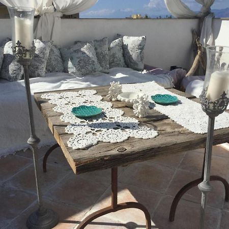 レッジョ・ディ・カラブリア Il Giardino D'Ulisse Bed & Breakfast エクステリア 写真