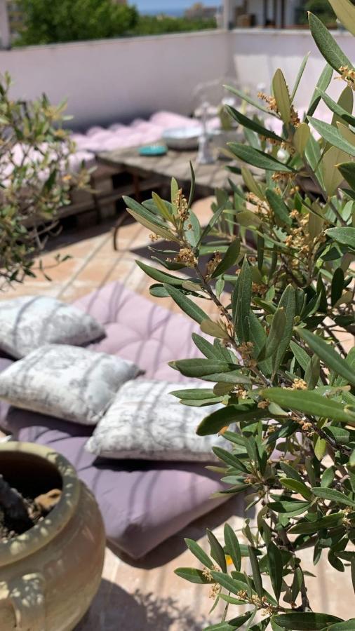 レッジョ・ディ・カラブリア Il Giardino D'Ulisse Bed & Breakfast エクステリア 写真
